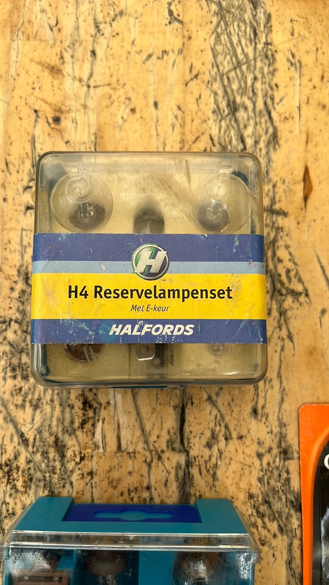 12 Volt Autolampjes H4, H7 e.a. plus diverse zekeringen, Auto-onderdelen, Verlichting, Overige automerken, Universele onderdelen