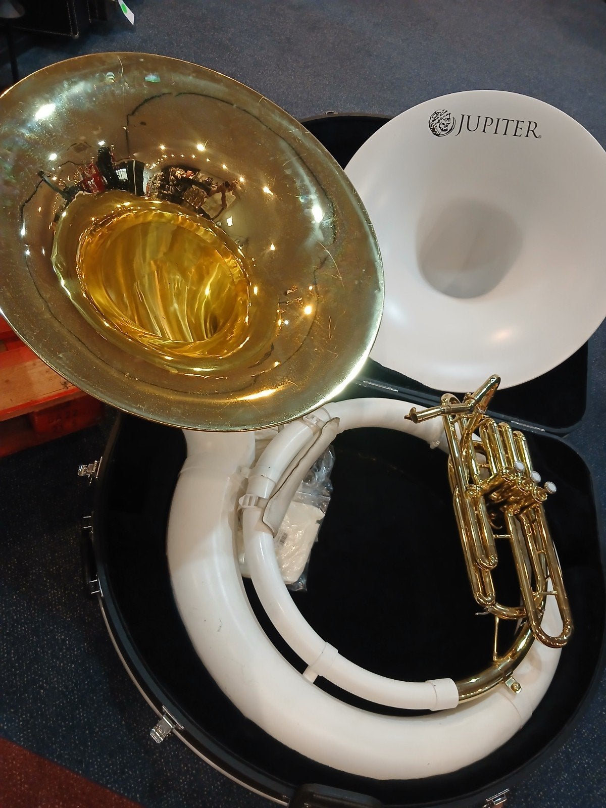 verwacht 2x jupiter sousafoon 4x bekers, Gebruikt, Ophalen of Verzenden, Info@vanderglas, Bes-tuba
