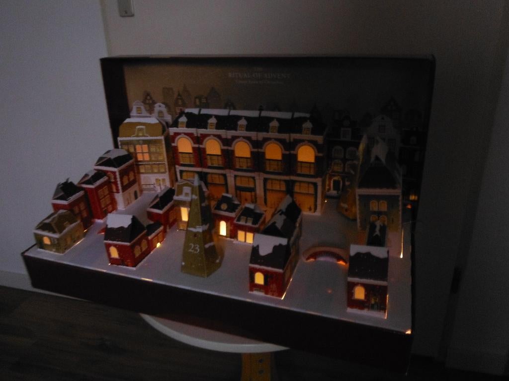 lege maar sfeervolle Rituals adventskalender met lichtjes, Diversen, Verzenden, Nieuw