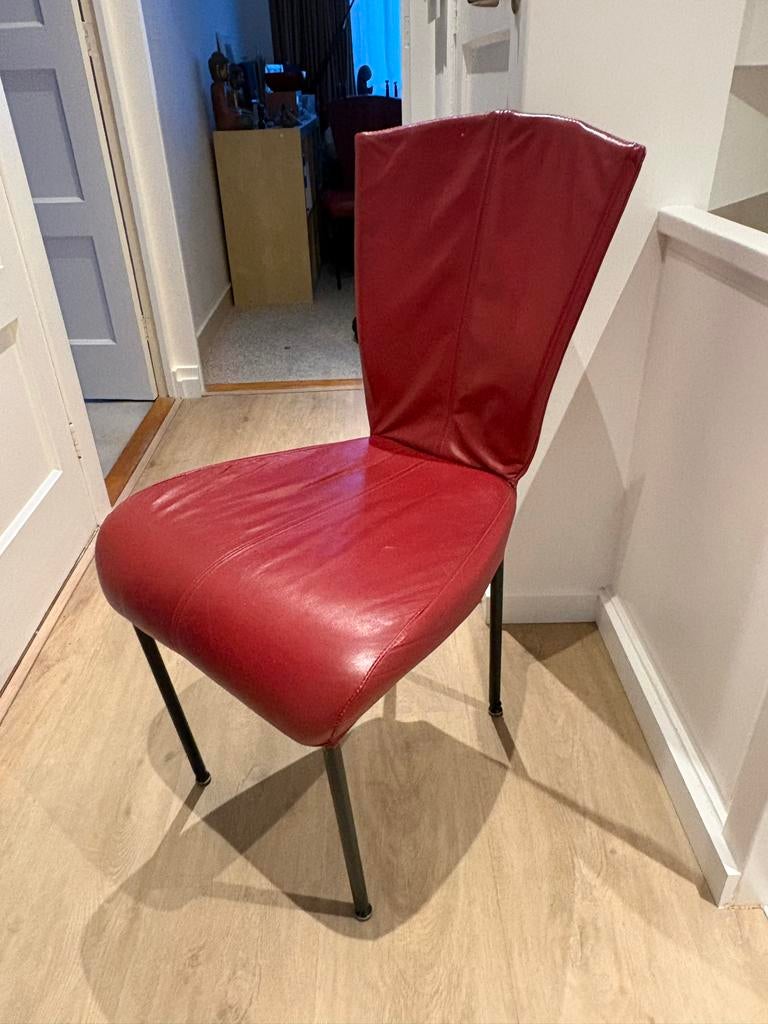 Zeer nette rode leren stoelen met metalen poten, Gebruikt, Leer, Ophalen of Verzenden, Eén