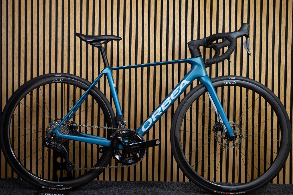 Orbea Orca M31IETEAM DISC Maat 49 *105 di2*NIEUWSTAAT*BTW*, Fietsen en Brommers, Fietsen | Racefietsen, Overige merken, Carbon