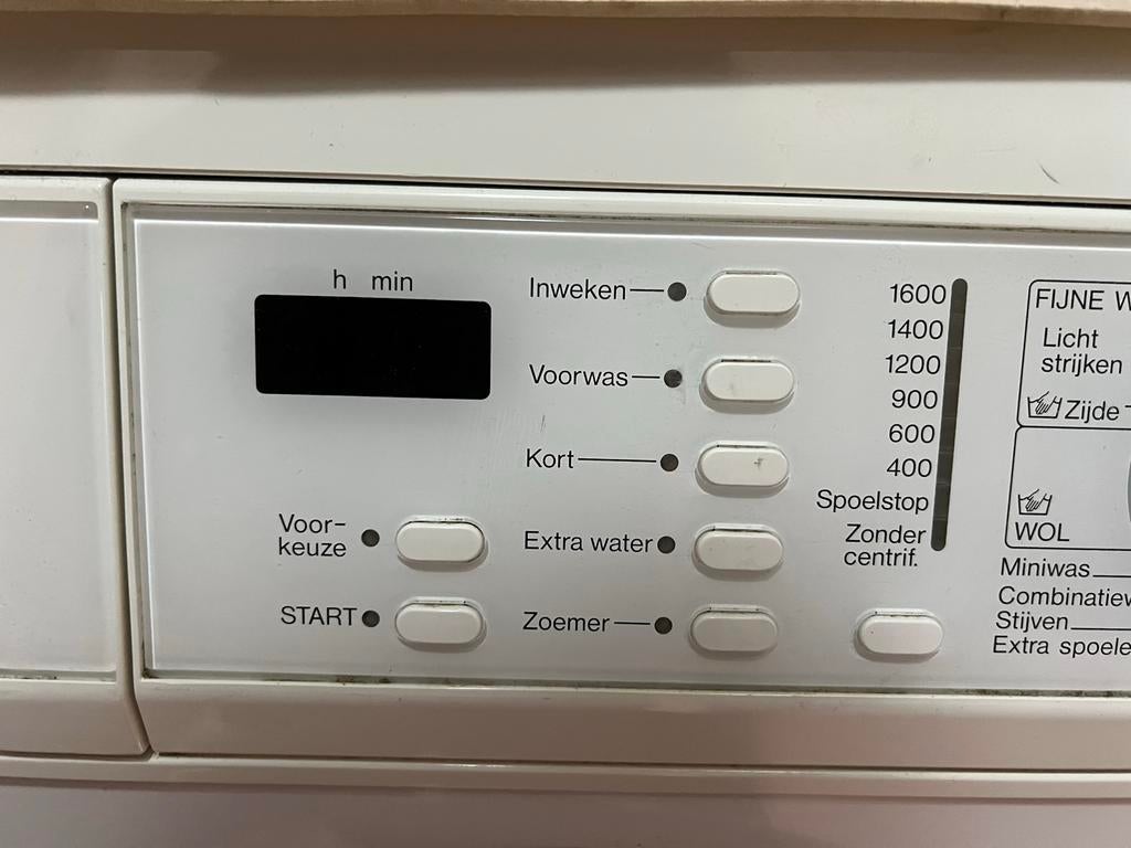 Miele Novotronic Wasmachine, Witgoed en Apparatuur, Wasmachines, Gebruikt, Voorlader, 6 tot 8 kg, 85 tot 90 cm, 1200 tot 1600 toeren