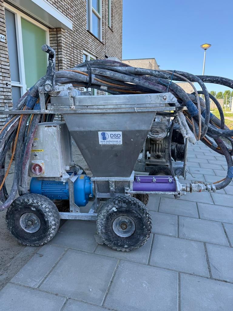 Spackspuit machine en comperssor werk erg goed, Ophalen, Overige typen