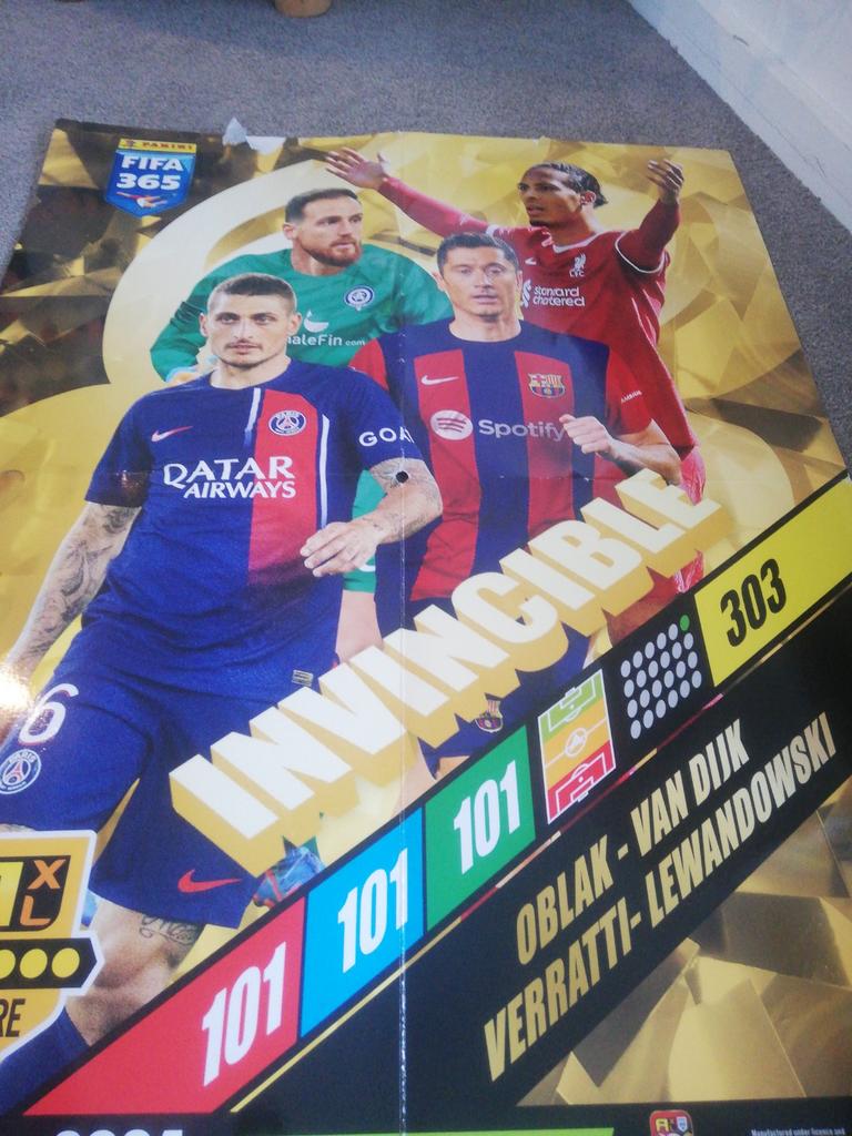 Voetbal Poster FIFA 365 - Invincible, Ophalen of Verzenden