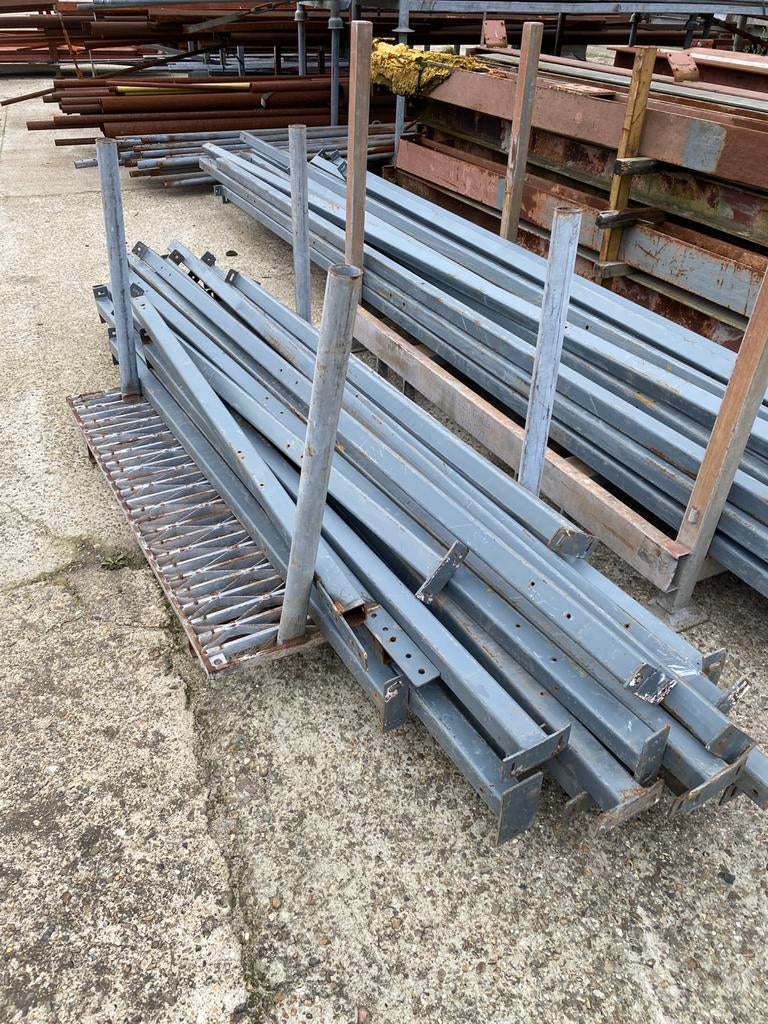 STALEN KOKERS 5X5 (+/- 2,4m & 5,1m) 3MM DIK, Doe-het-zelf en Verbouw, Metalen, Gebruikt, IJzer, Ophalen