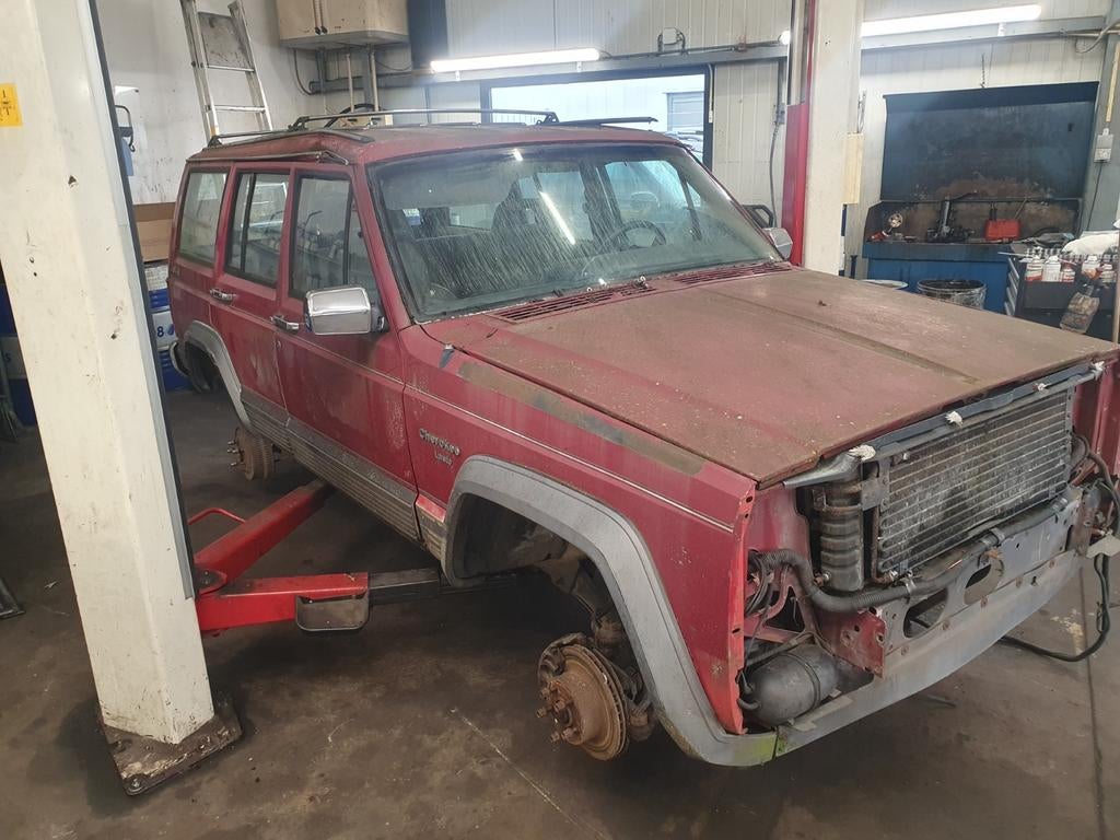 Alle onderdelen uit Jeep Cherokee classic 1990., Auto-onderdelen, Carrosserie en Plaatwerk, Ophalen, Voor, Jeep