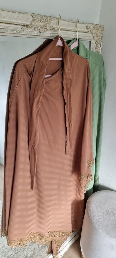 Elegante Khimaars (met kanten bewerking ), Geen merk, Ophalen of Verzenden, Nieuw