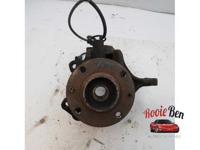 Fusee links-voor van een Citroen DS3, Gebruikt, -, Ophalen of Verzenden, -