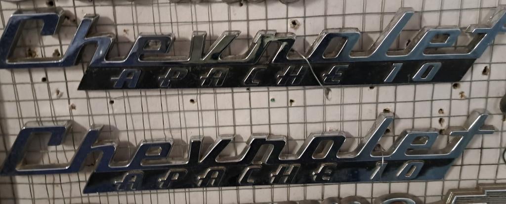 Chevrolet Apache 10 Emblemen - Chroom, Ophalen of Verzenden, Voor, Chevrolet, Spatbord