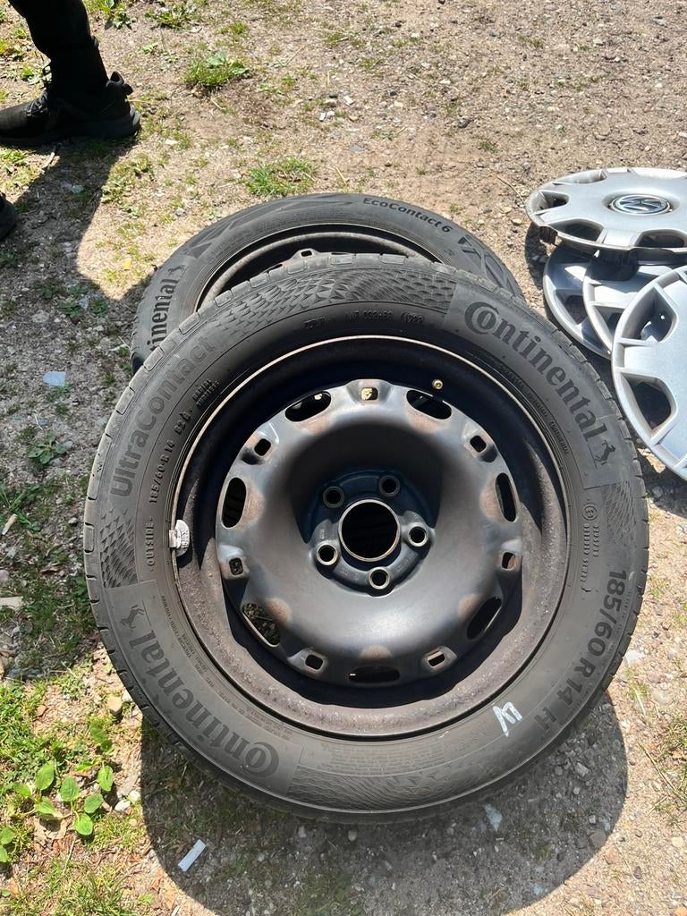 Ik verkoop velgen voor een Volkswagen Polo. Maat 185/60/R14., 14 inch, Velg(en), Zomerbanden, 185 mm