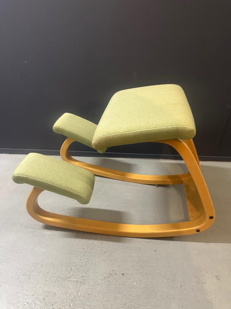 Varier Stokke Variable Balans kniestoel groen, Huis en Inrichting, Bureaustoelen, Gebruikt, Ophalen of Verzenden, Bureaustoel