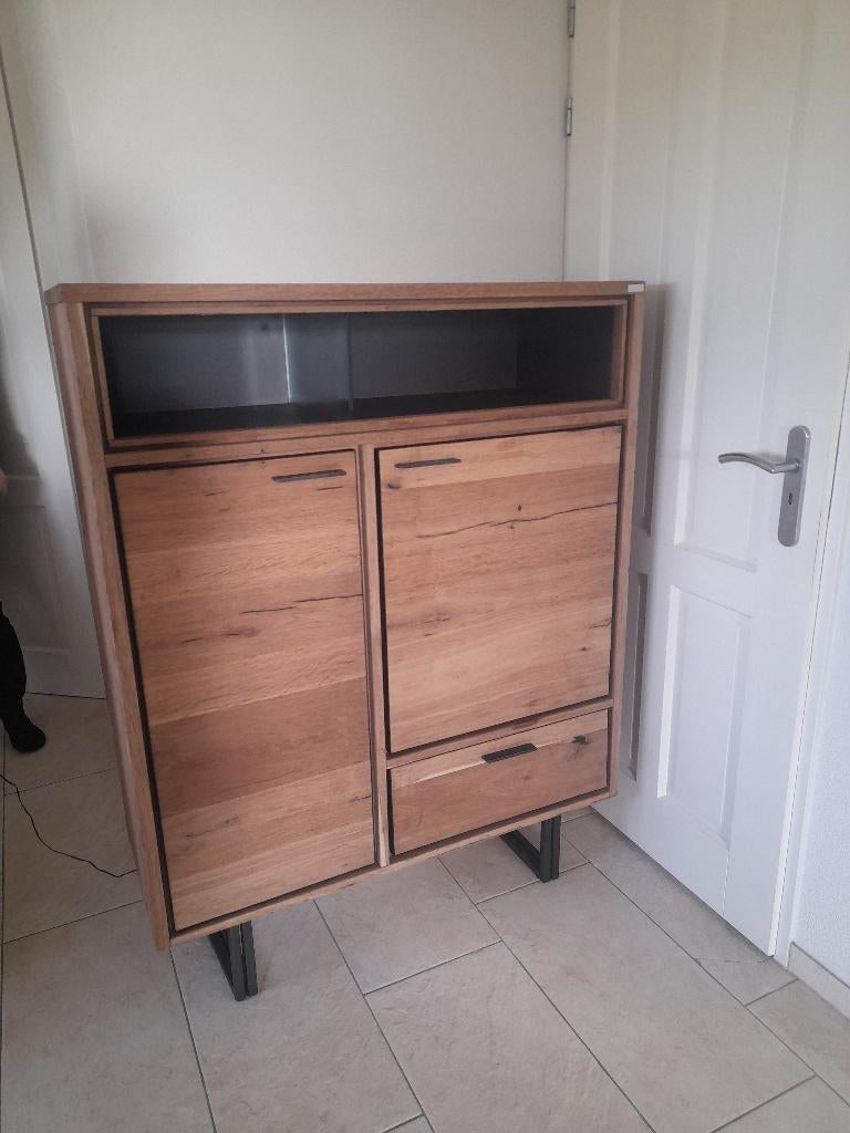 Prachtige XOOON kast 110 x 42 x x 145H (in goede nette staat, Huis en Inrichting, Kasten | Dressoirs, Ophalen, Zo goed als nieuw