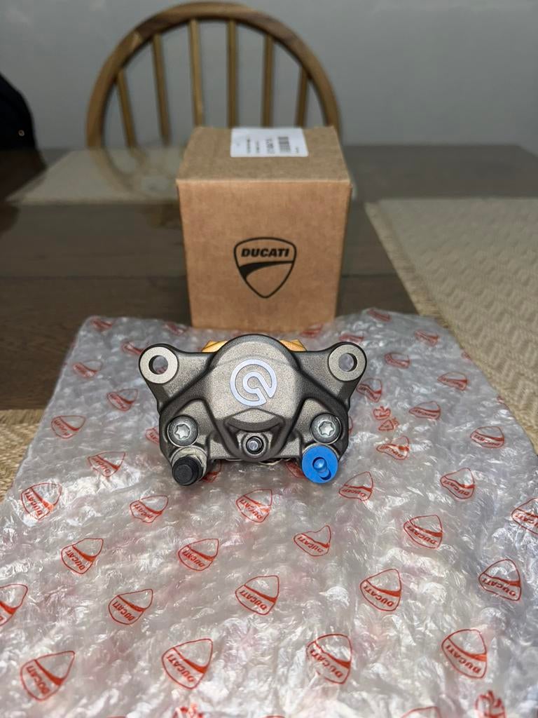 Brembo OE 84mm achter remklauw, Ophalen of Verzenden, Nieuw
