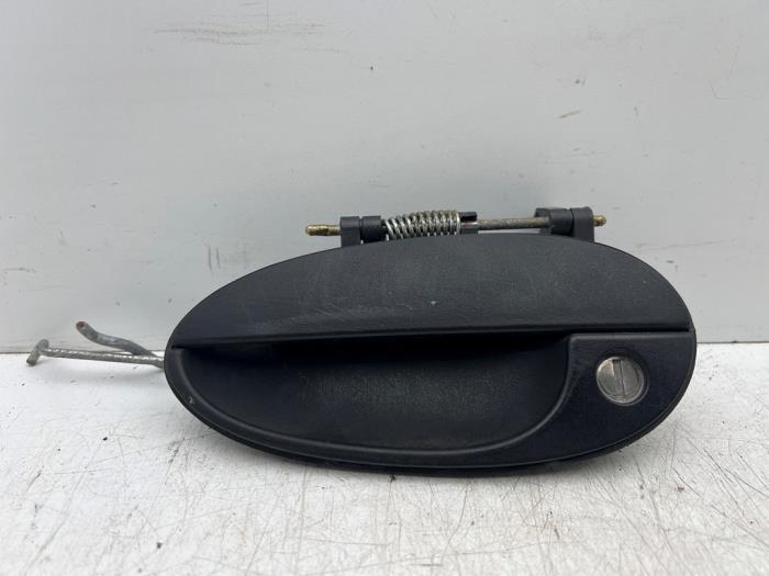 Portiergreep 4Deurs links-voor van een Chevrolet Matiz, Gebruikt, -, Ophalen of Verzenden, -
