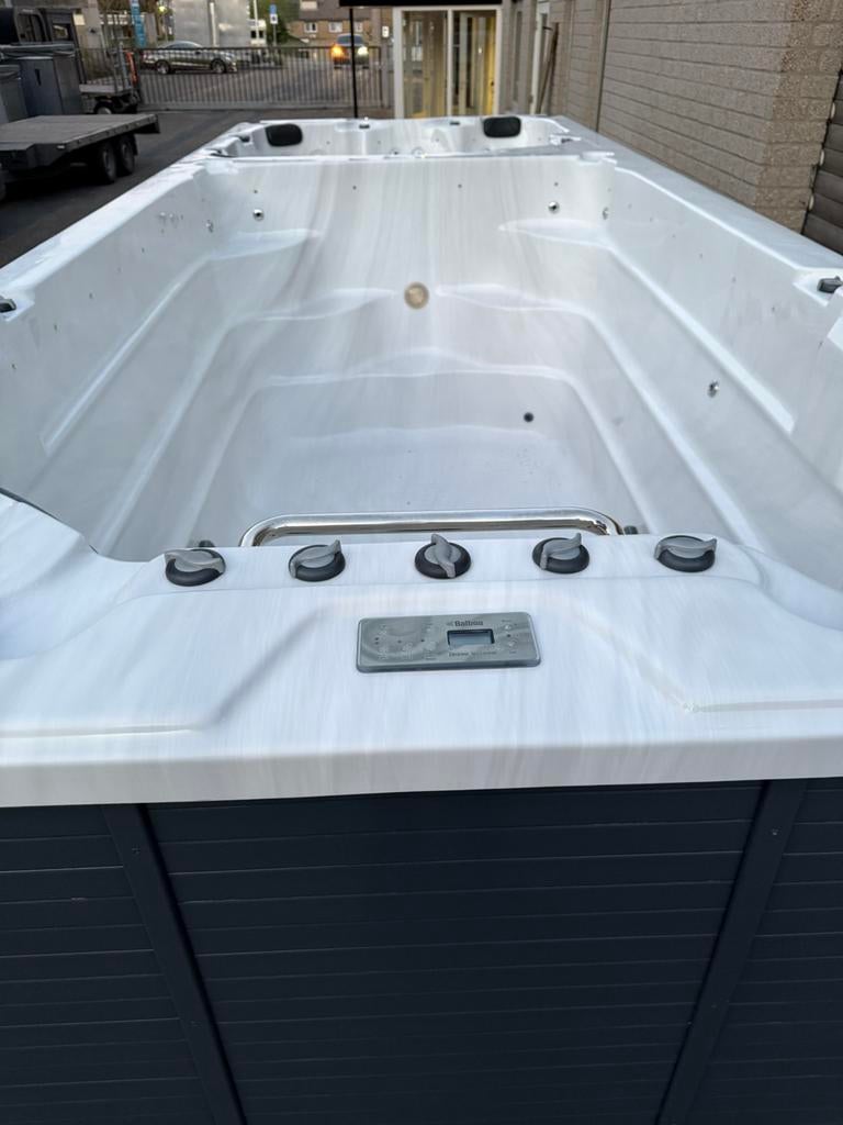 Jacuzzi zwemspa duo balboa, Tuin en Terras, Ophalen, Nieuw