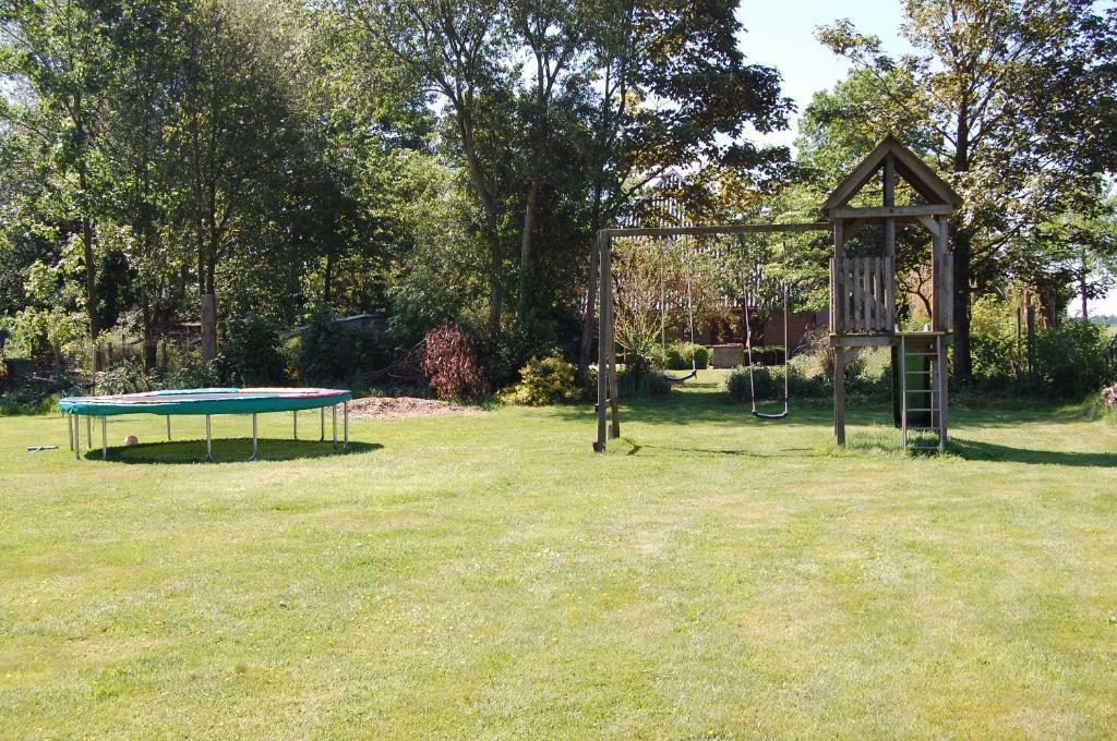 Vkntieboerderij DRENTE 10 p, VIJF slpkmr, grote tuin, kndvrn, 4 of meer slaapkamers, Open haard, Landelijk, 10 personen