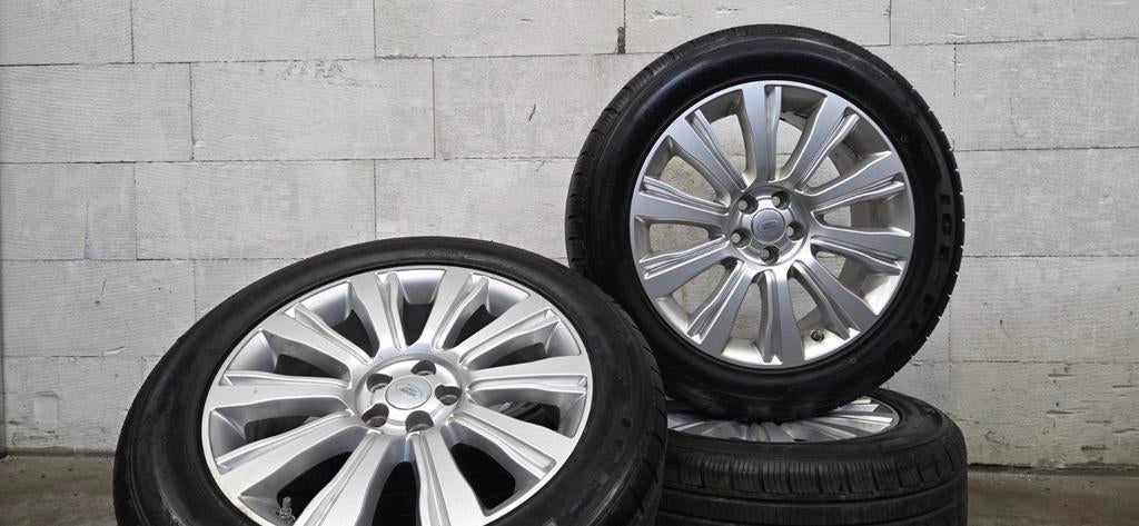 19" Range Rover Evoque Discovery Sport velgen winterbanden, 19 inch, Gebruikt, Banden en Velgen, 235 mm