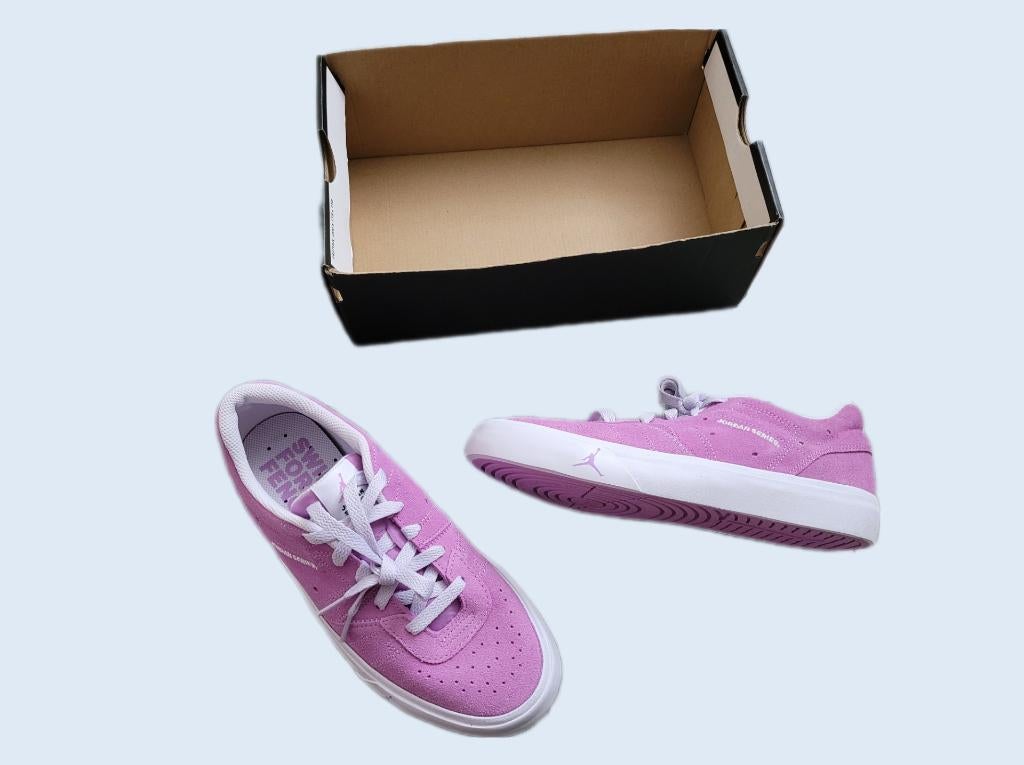 Jordan Series ES (gs) maat 40 (7Y) *nieuw* ~ TH2401, Kinderen en Baby's, Kinderkleding | Schoenen en Sokken, Meisje, Schoenen