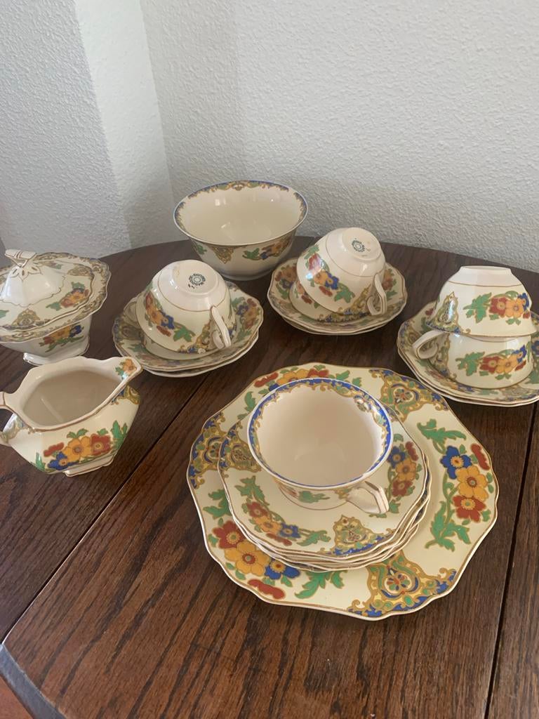 Vintage Theeservies john maddock MINERVA met Bloemmotief, Antiek en Kunst, Ophalen