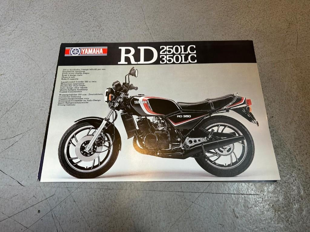 Diverse brochures en bladen over motoren jaren '80, Ophalen of Verzenden, Gelezen