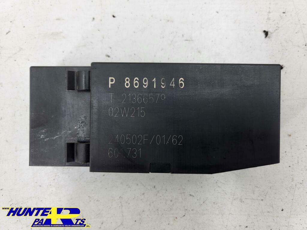 ASR/STC/Tracks module Volvo V70/XC70 ('00-'08) 8691946, Ophalen of Verzenden, Gebruikt