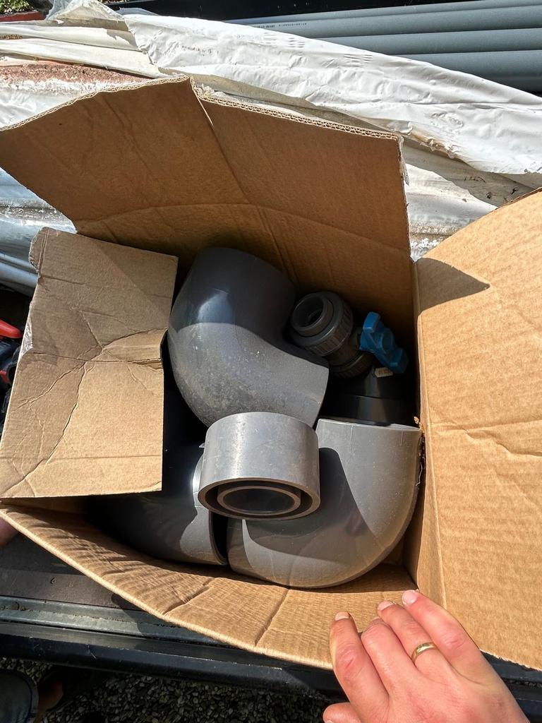 Diverse PVC buizen 75mm, 90mm - Druk PVC, Bochten, Gebruikt, Pvc, Ophalen of Verzenden