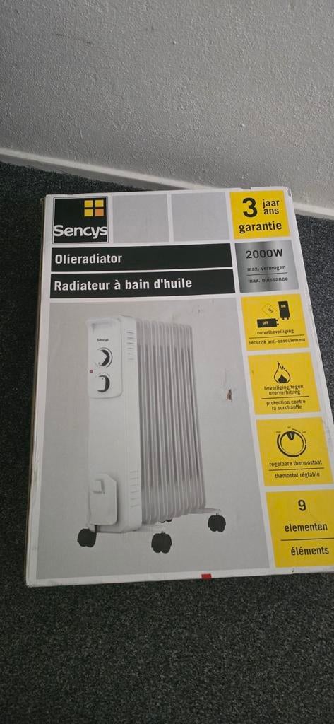 Sencys Olieradiator - Nieuw in doos!, Ophalen of Verzenden, Nieuw, Oliekachel