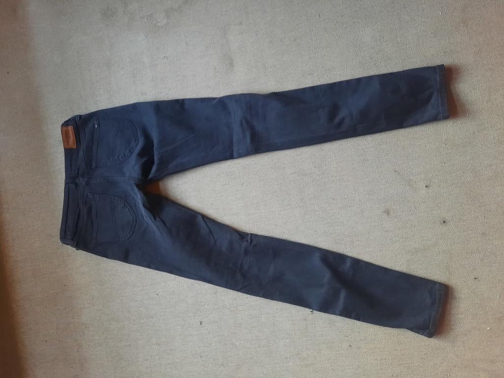 Nieuwe jeans, zwart,  maat 29/32, valt klein., Kleding | Dames, Zwart, Nieuw, Ophalen of Verzenden, W28 - W29 (confectie 36)