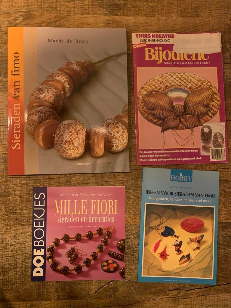 Fimo Klei Sieraden Maken - Boeken Collectie, Boeken, Ophalen of Verzenden, Zo goed als nieuw, Sieraden maken, Geschikt voor kinderen