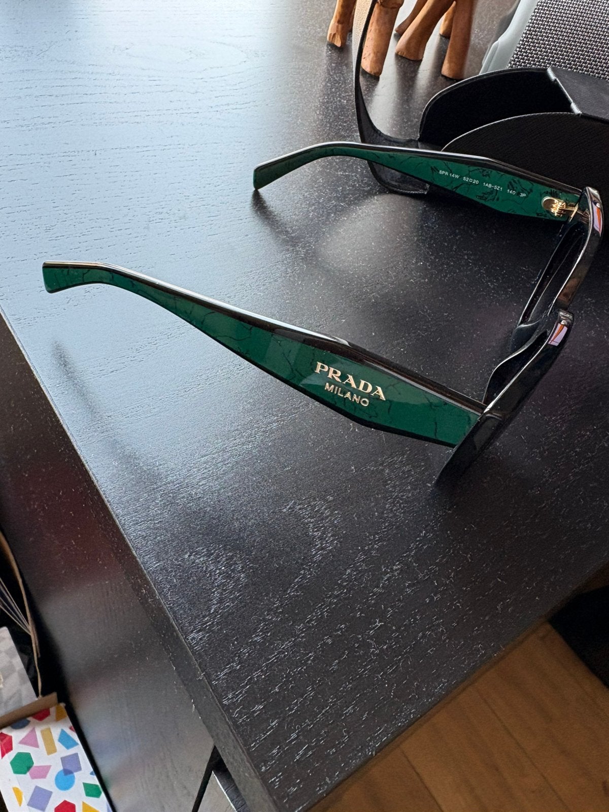Prada zonnebril dames, Ophalen, Zo goed als nieuw, Zwart, Prada