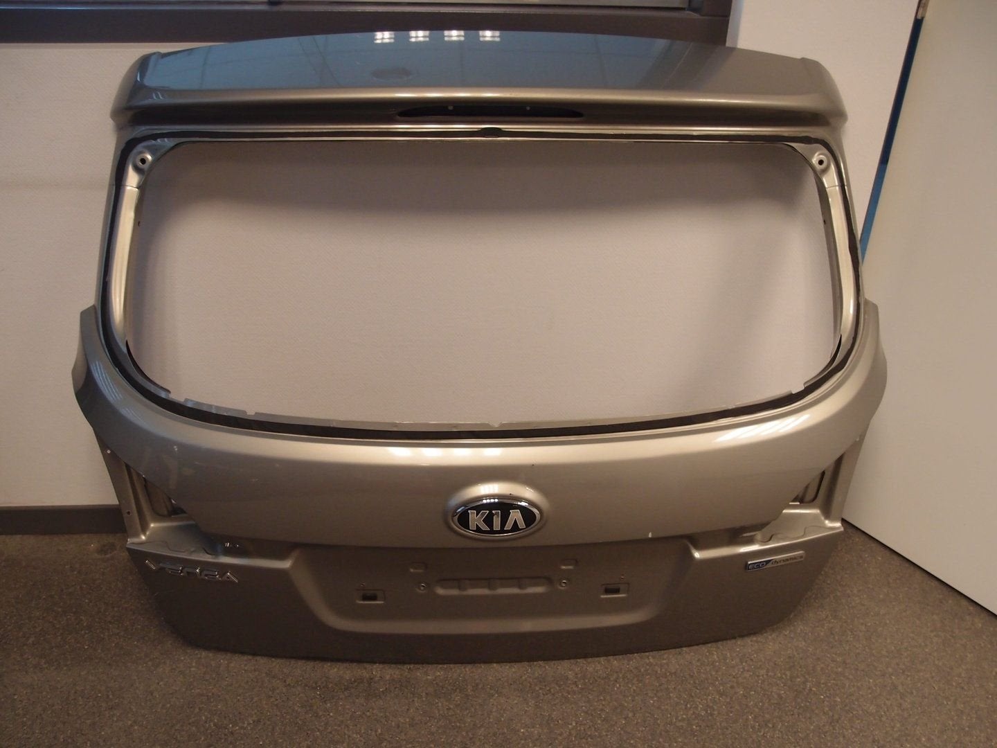 KIA  VENGA  Achterklep  2016, Auto-onderdelen, Carrosserie en Plaatwerk, Ophalen, Gebruikt, -, -