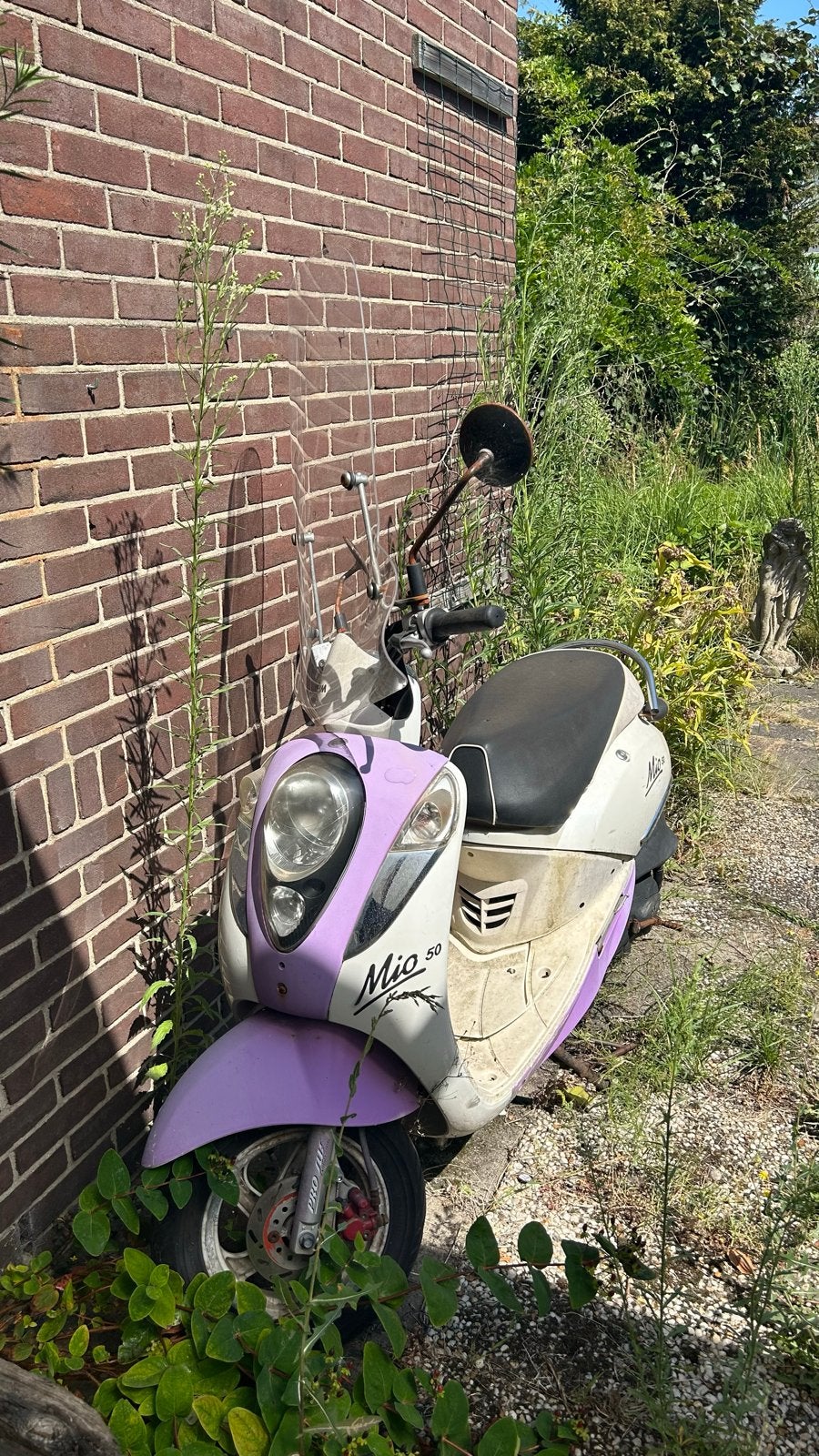 Gebruikte Sym Mio Scooter - Nieuwe accu, startmotor defect, Gebruikt, Benzine, Maximaal 25 km/u, Ophalen