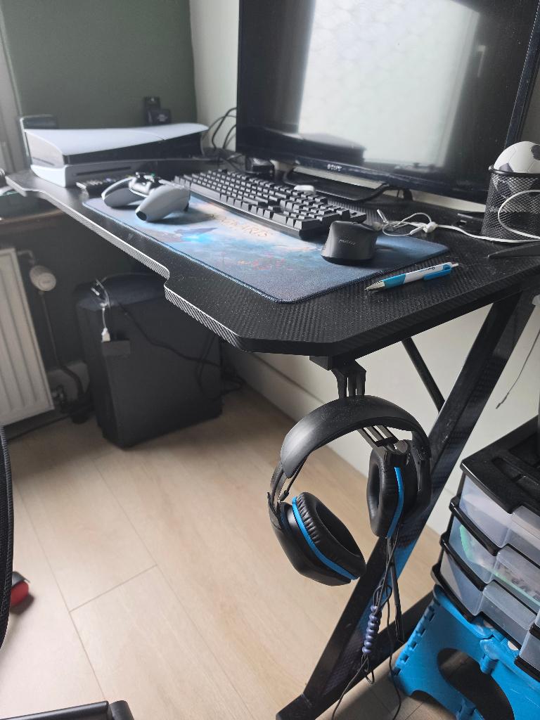 Gamebureau, zwart 110x60cm, Zwart, Gebruikt, 110 cm, 60 cm