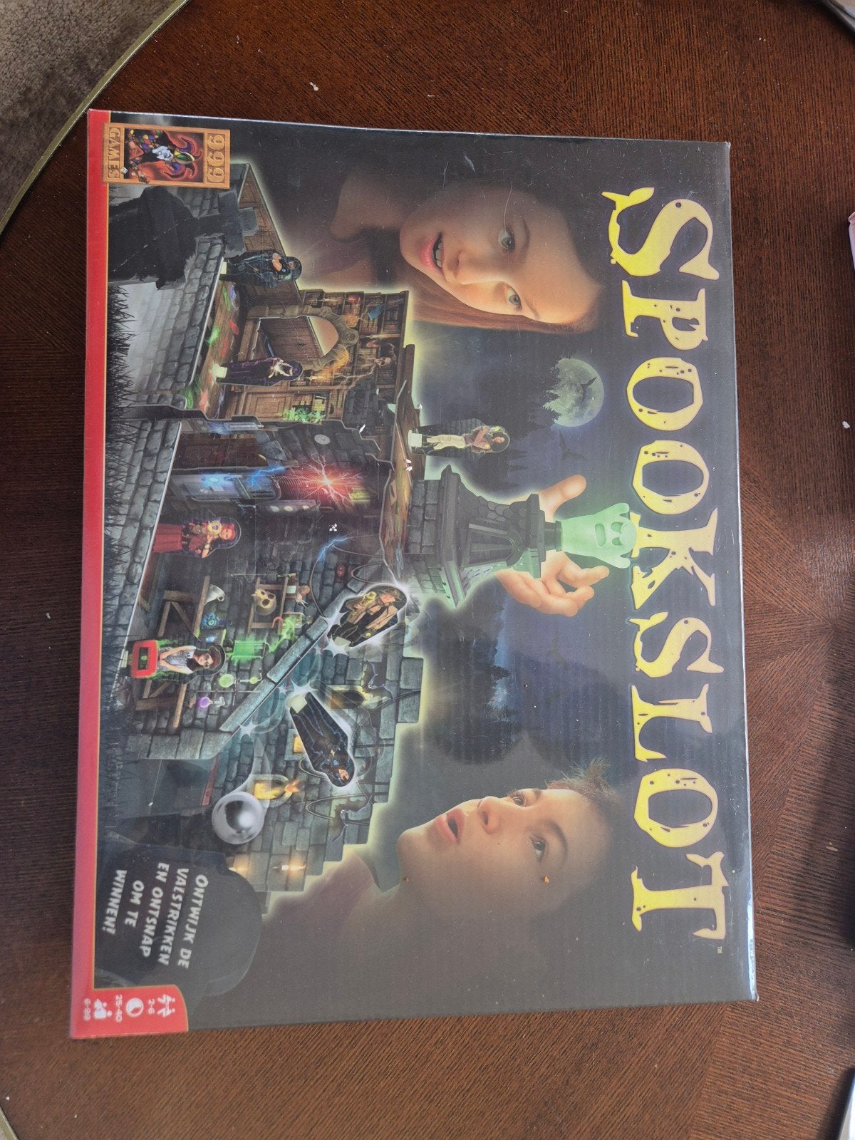 Spookslot Bordspel - Nieuw in Verpakking, Drie of vier spelers, Ophalen of Verzenden, Nieuw, 999 Games