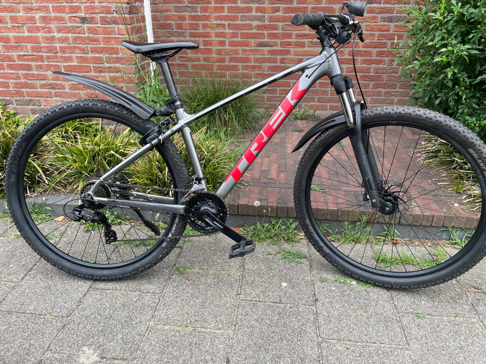 Trek marlin 4 mountainbike 21 versnellingen schijfremmen, Hardtail, Zo goed als nieuw, Schijfrem, Trek