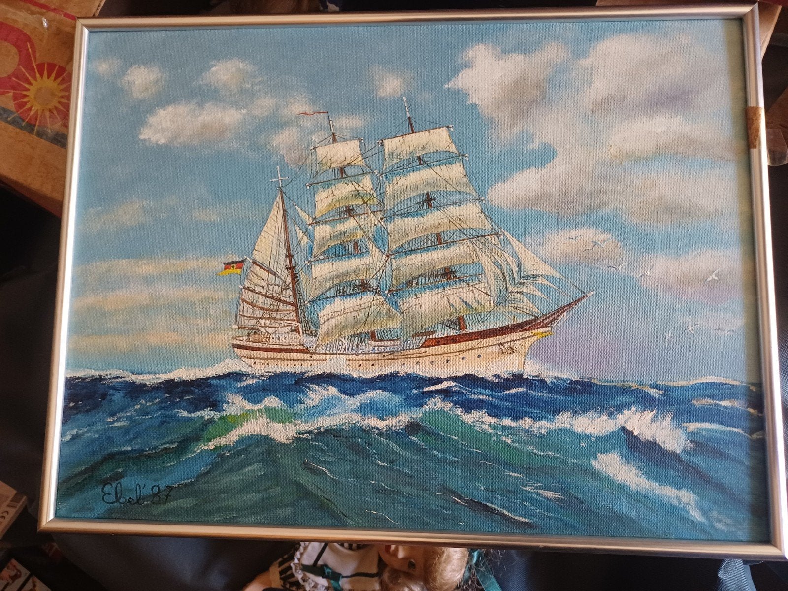 Schilderij van een zeilschip 31cm x 41cm, gesigneerd Ebel, Maritiem / water, Doek, Ophalen of Verzenden, Olieverf