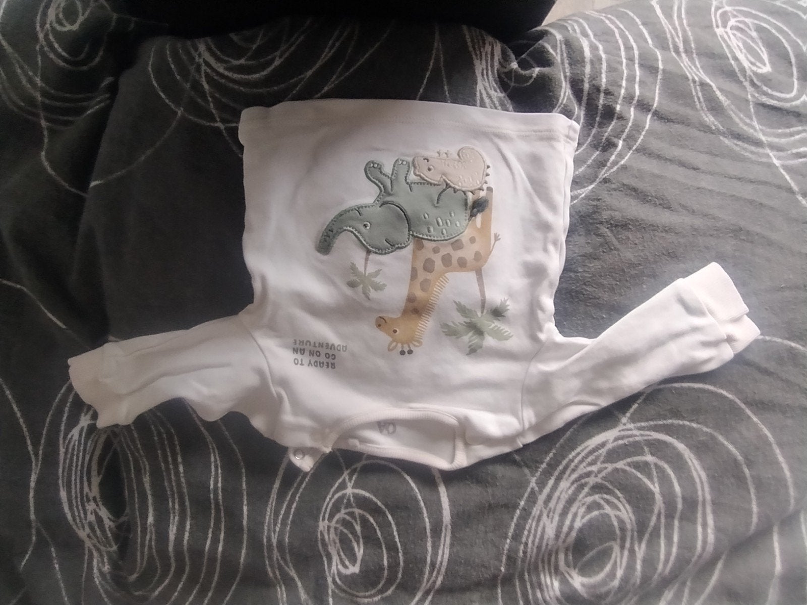 C&A Baby shirtje met dierenprint - Maat 62 (2-3M), C&A, Jongetje of Meisje, Ophalen of Verzenden, Zo goed als nieuw
