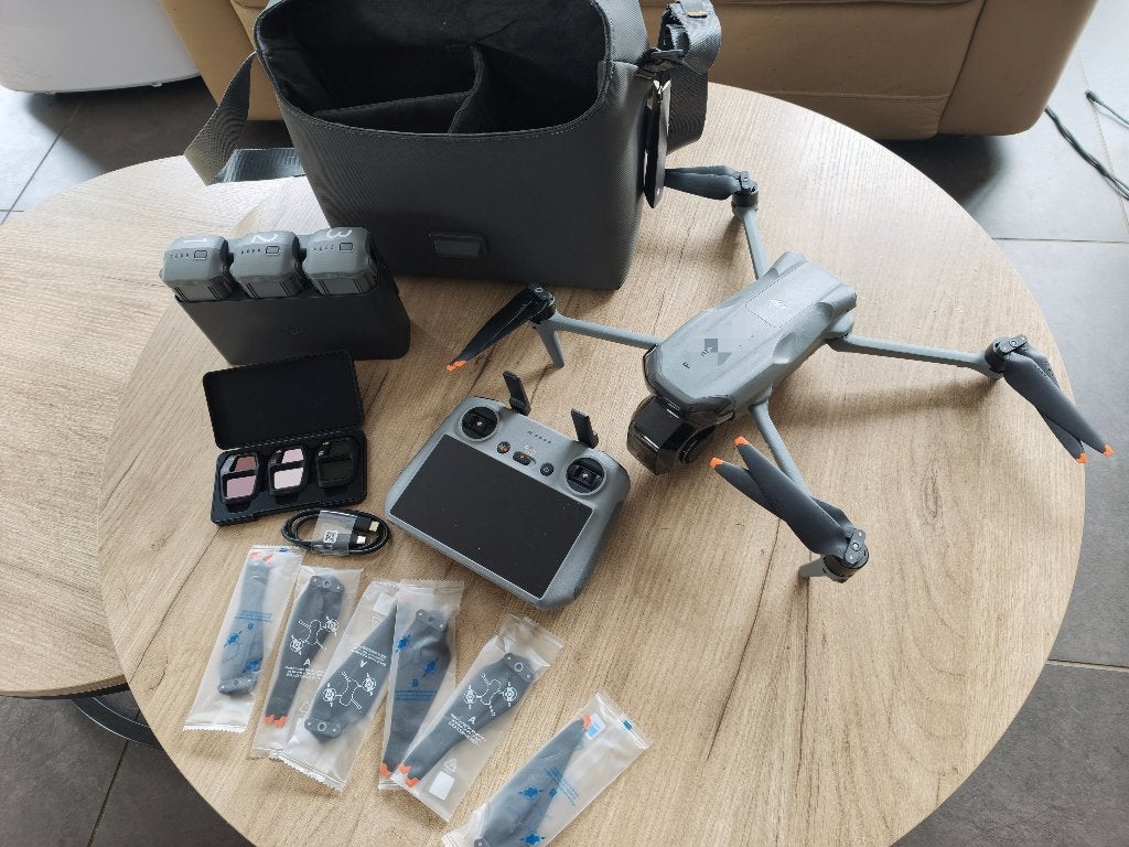 Dji air 3s fly more combo nieuwe staat, RTF (Ready to Fly), Quadcopter of Multicopter, Zo goed als nieuw, Ophalen