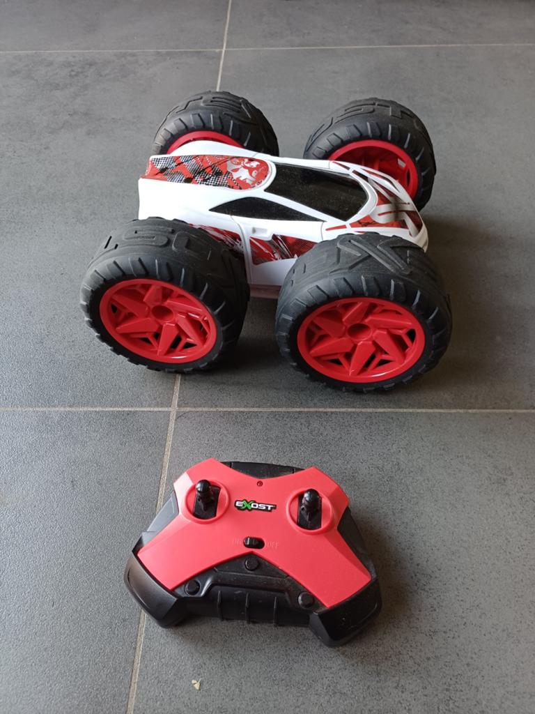 Bizak Exost Xtreme Wheelie RC Auto - Zo goed als nieuw, Ophalen, Zo goed als nieuw, Overige schalen, Auto offroad
