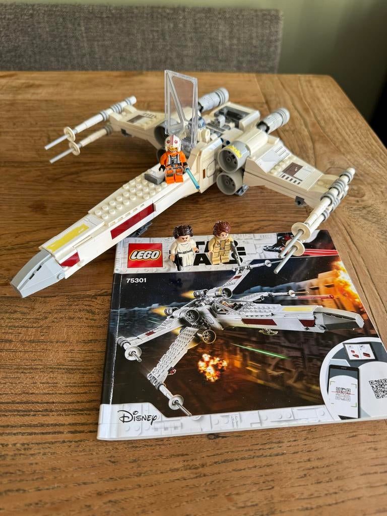 Lego Star Wars X-Wing Starfighter 75301 met minifiguren, Gebruikt, Star Wars, Lego, Ophalen of Verzenden