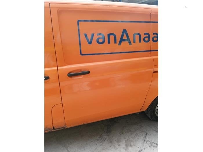 Schuifdeur links van een Mercedes Vito, Auto-onderdelen, Gebruikt, -, Deur, Ophalen of Verzenden