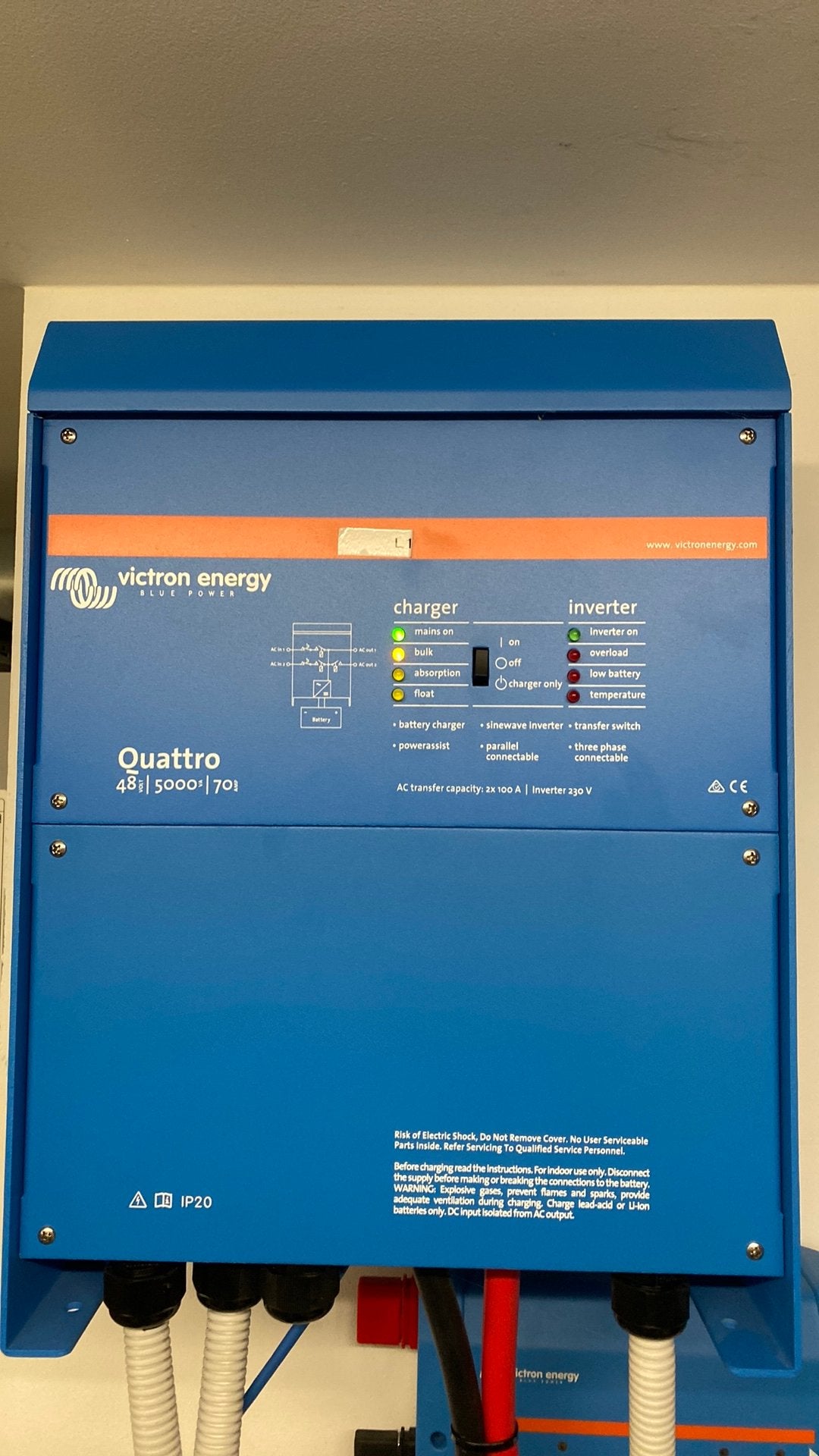 Victron Quattro 48/5000/70-2x100, Ophalen of Verzenden, Zo goed als nieuw, Overige typen