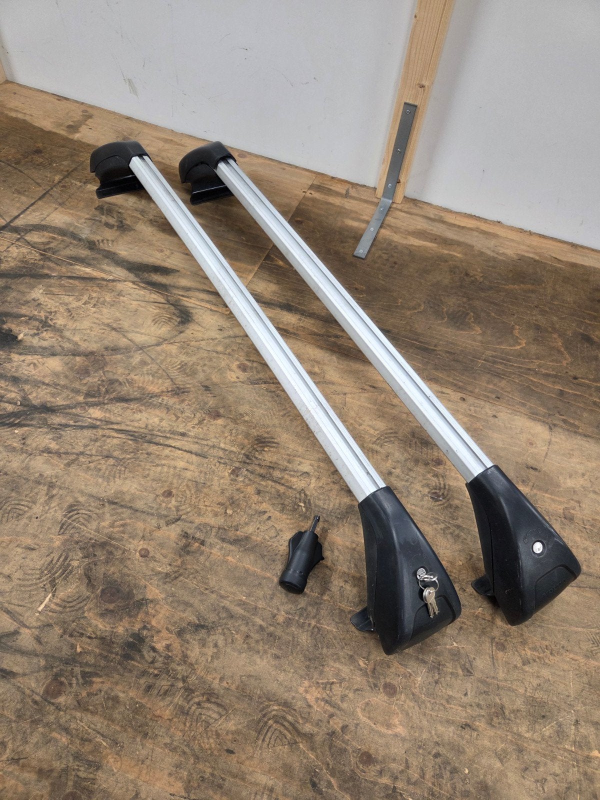 Thule dakdragers voor Volvo V60 (gebruikt), Auto diversen, Ophalen, Gebruikt