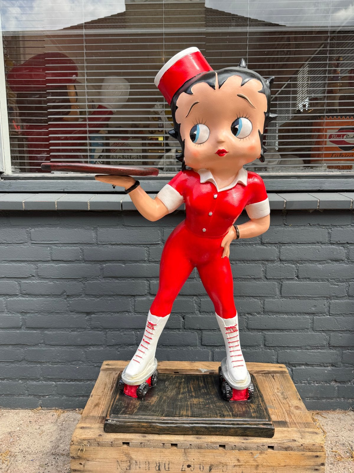 Betty Boop Beeld op Rollerskates - Diner Serveerster, Ophalen, Zo goed als nieuw, Mens