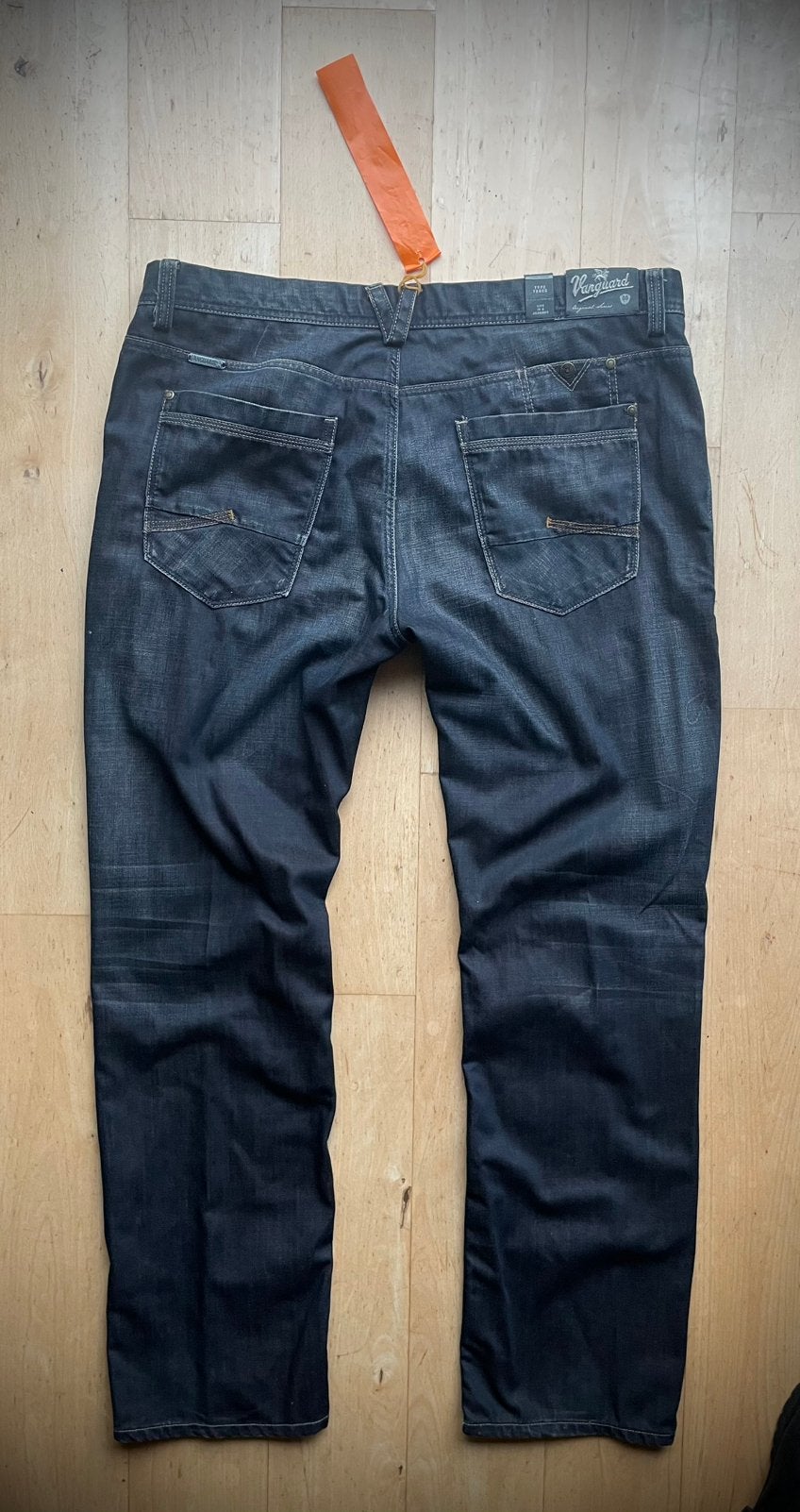 Vanguard 750 cc Carlton straight fit jeans W40 L34, Kleding | Heren, Spijkerbroeken en Jeans, Ophalen of Verzenden, Zo goed als nieuw