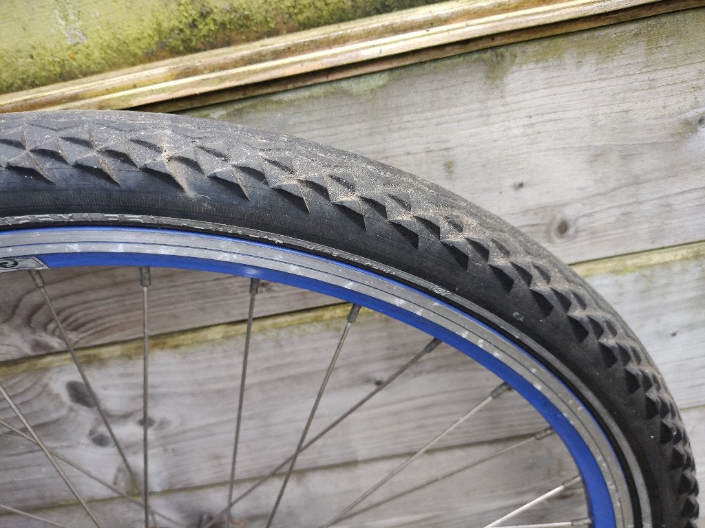 26 X 1.95 fiets voorwiel  voor BATAVUS SNAKE ,ALPINA etc., Ophalen, Gebruikt