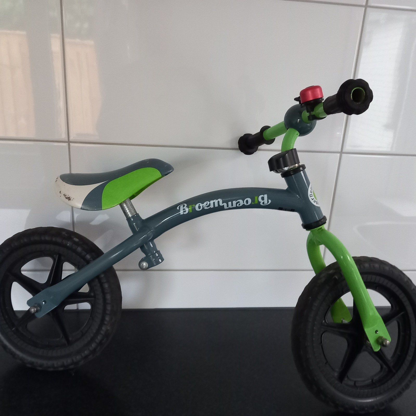 Loopfiets met omkeerbaar frame, Kinderen en Baby's, Speelgoed | Buiten | Voertuigen en Loopfietsen, Ophalen, Loopfiets
