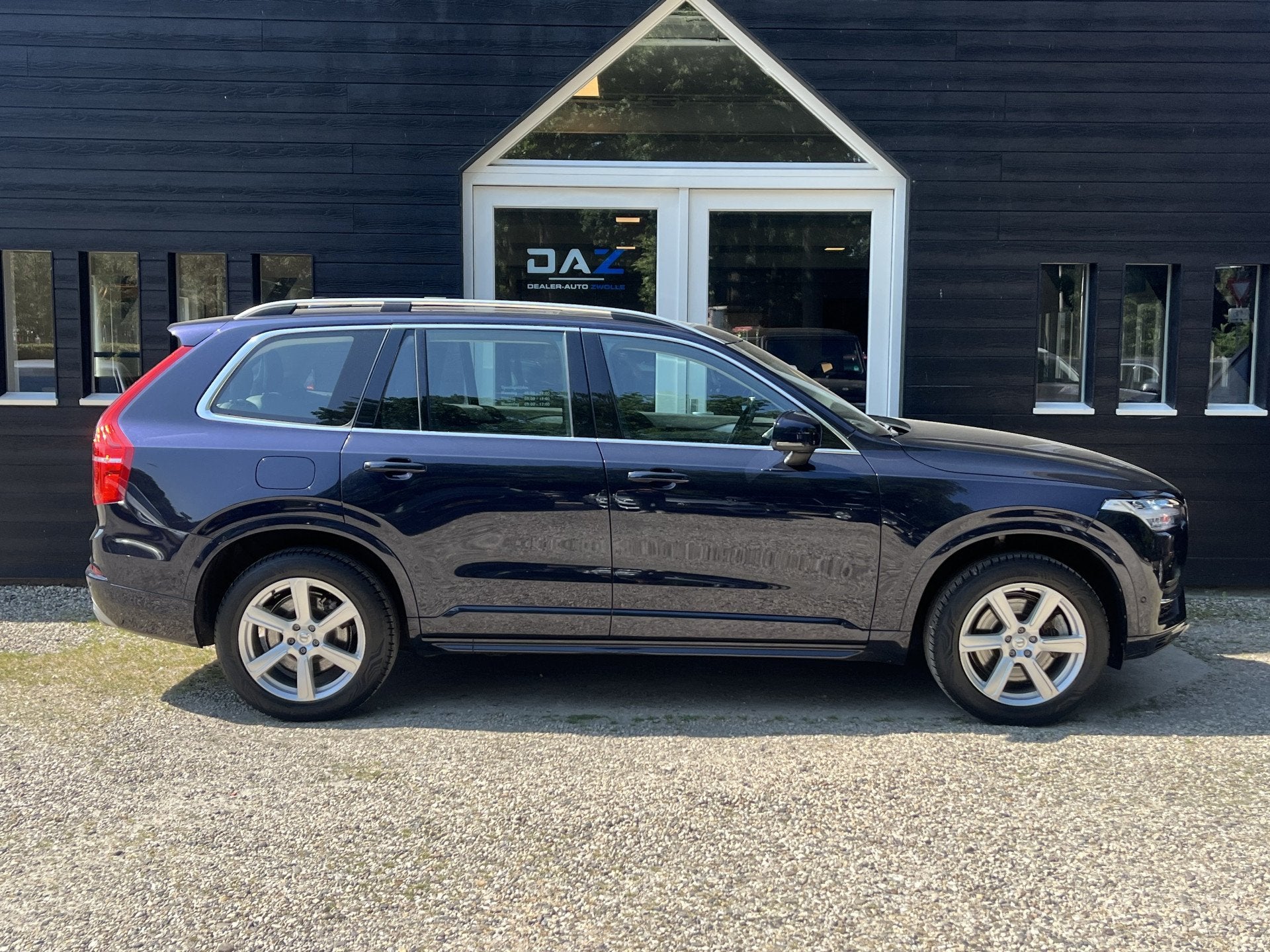 Volvo XC90 2.0 T8 Twin Engine AWD Momentum 7P/Ecc/Leer/Navi/, Gebruikt, 1969 cc, 7 stoelen, Bedrijf