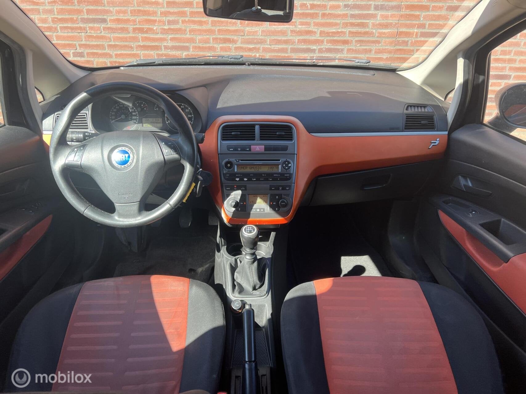 Fiat Grande Punto 1.4 Dynamic |Apk 8-2027!, Voorwielaandrijving, 4 cilinders, 400 kg, Grande Punto