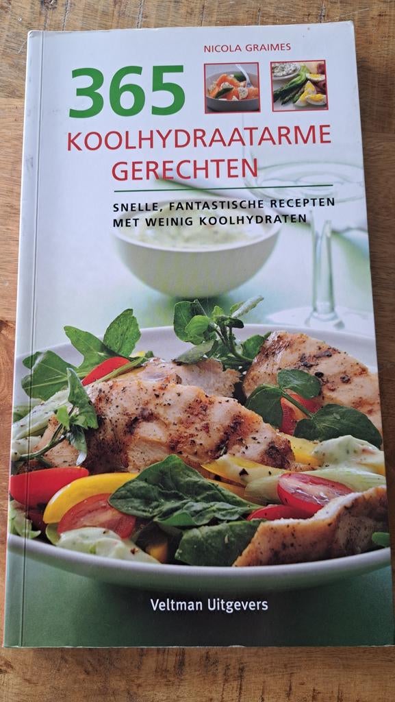 365 Koolhydraatarme Gerechten - Kookboek in goede staat, Boeken, Nicola Graimes, Zo goed als nieuw, Gezond koken, Overige gebieden